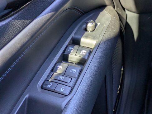 New 2026 Jeep Compass Latitude image 26