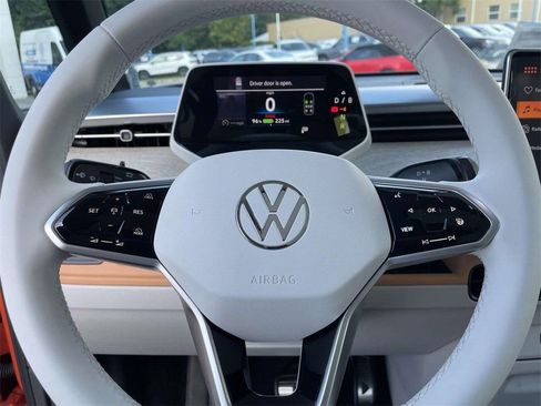 New 2025 Volkswagen ID. Buzz Pro S Plus image 25