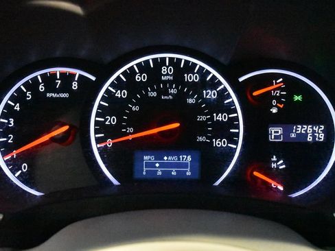 Used 2012 Nissan Quest SV w/ Protection Pkg FWD image 16
