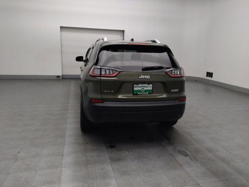 Used 2019 Jeep Cherokee Latitude Plus image 6