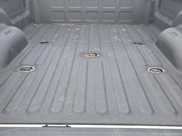 Used 2024 RAM 3500 Tradesman w/ Chrome Appearance Group AWD/4WD image 10