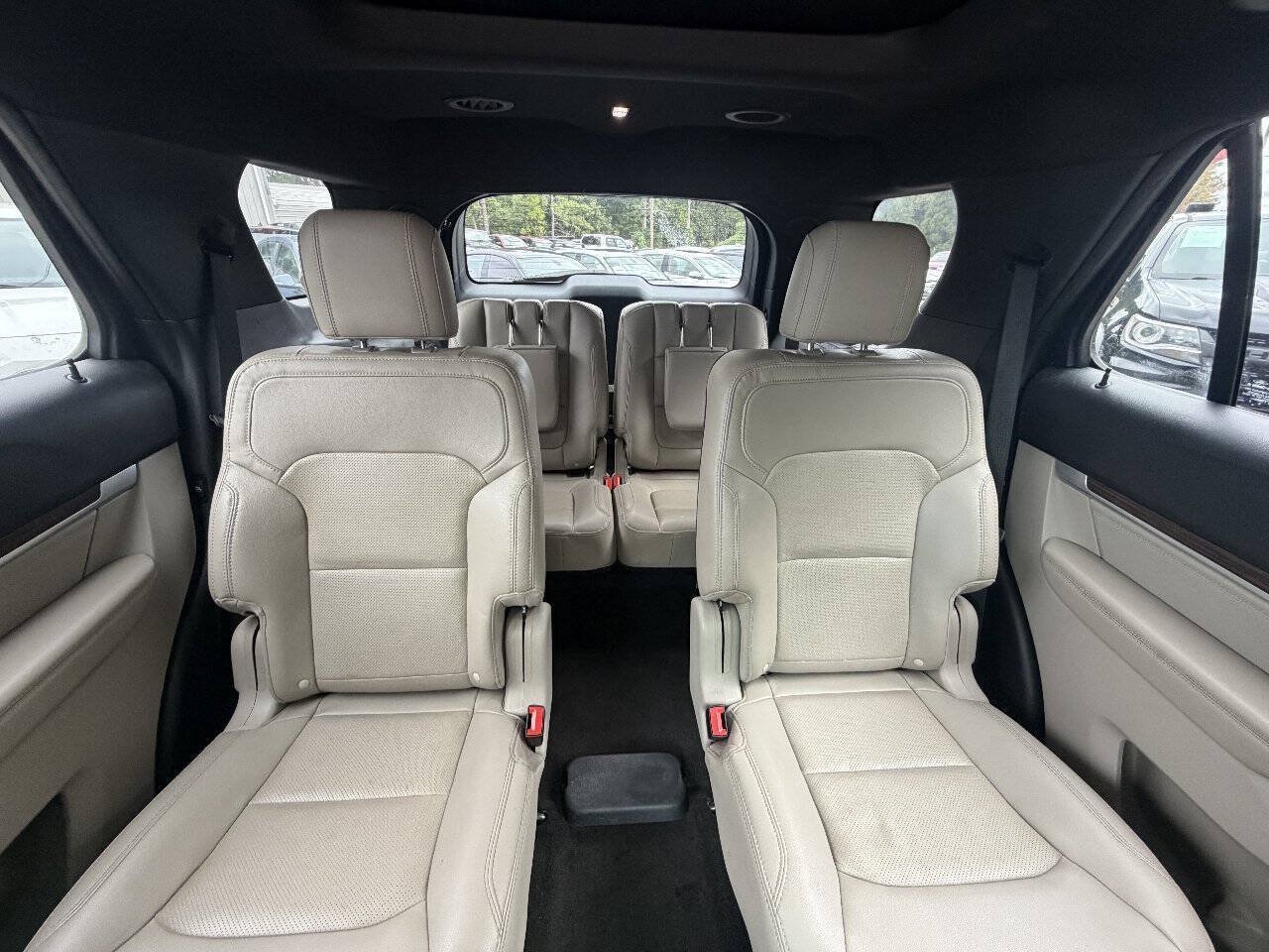 Used 2018 Ford Explorer Limited FWD image 24