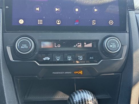 Used 2018 Honda Civic Sport image 18