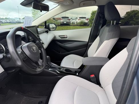 Used 2022 Toyota Corolla LE FWD image 5