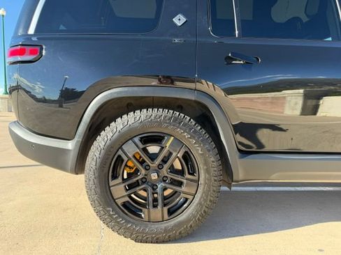 Used 2023 Rivian R1S Adventure Quad AWD/4WD image 9