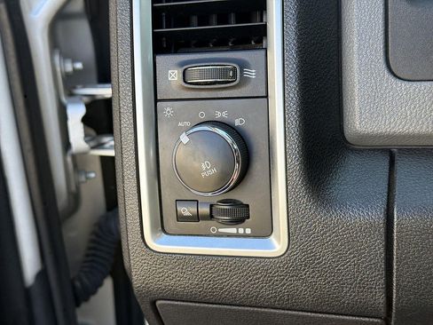 Used 2016 RAM 1500 Big Horn RWD image 15