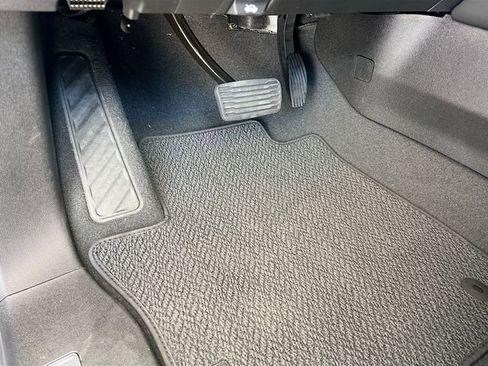 New 2026 GMC Yukon Denali w/ Denali Reserve Package image 14