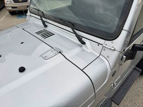 Used 2004 Jeep Wrangler 4WD image 77