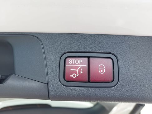 Certified 2025 Mercedes-Benz GLB 250 GLB 250 image 14