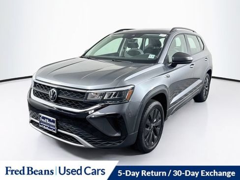Used 2022 Volkswagen Taos S w/ IQ Drive S Package AWD/4WD image 3