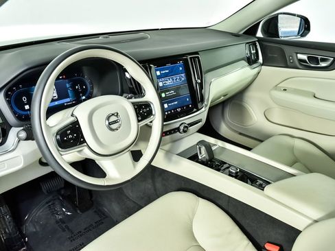 Certified 2024 Volvo V60 B5 Cross Country Plus image 6