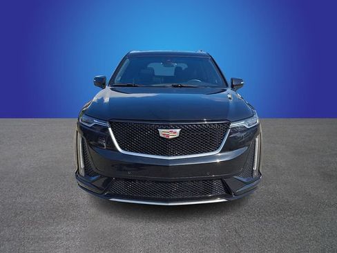 Certified 2025 Cadillac XT6 Sport w/ LPO, Floor Liner Package AWD/4WD image 2