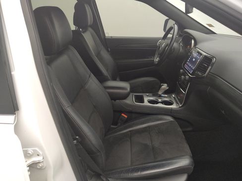 Used 2022 Jeep Grand Cherokee Laredo X RWD image 21