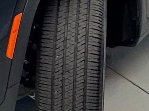 Used 2023 Jeep Grand Cherokee Altitude AWD/4WD image 27