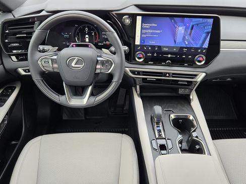Used 2025 Lexus RX 350 Premium w/ Convenience Package FWD image 11