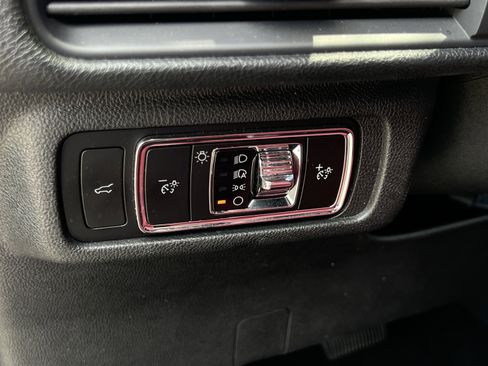 Certified 2023 Lincoln Corsair Reserve w/ Equipment Group 202A AWD/4WD image 15