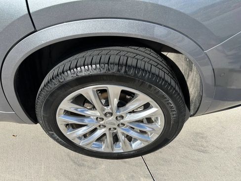 Used 2020 Cadillac XT6 Premium Luxury image 28