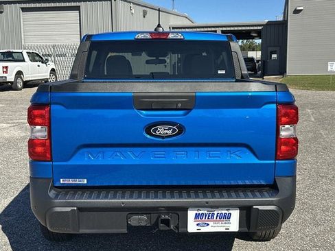 New 2025 Ford Maverick XLT w/ XLT Luxury Package image 3