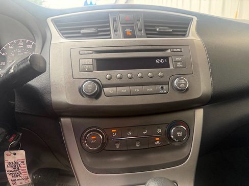 Used 2014 Nissan Sentra S FWD image 14
