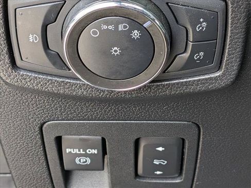 Used 2020 Ford Expedition Max Limited RWD image 10
