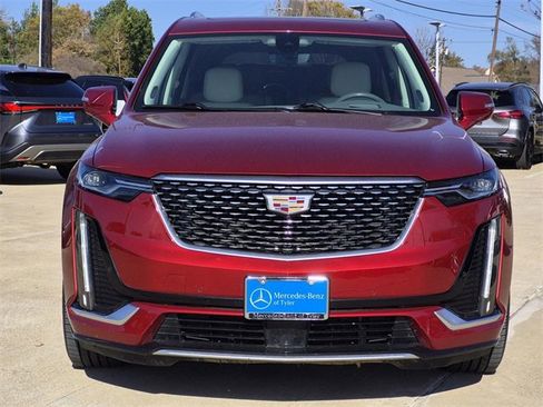 Used 2021 Cadillac XT6 Premium Luxury image 2