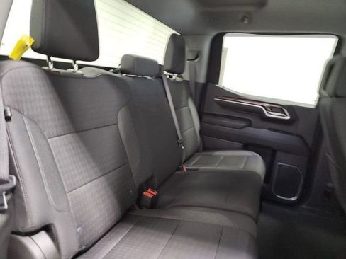 Used 2022 Chevrolet Silverado 1500 LT image 18