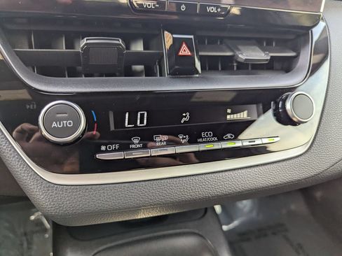 Used 2026 Toyota Corolla SE w/ SE Package FWD image 20