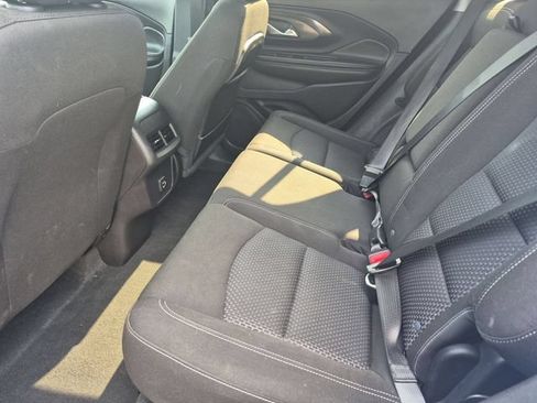 Used 2024 GMC Terrain SLE w/ Driver Convenience Package FWD image 25