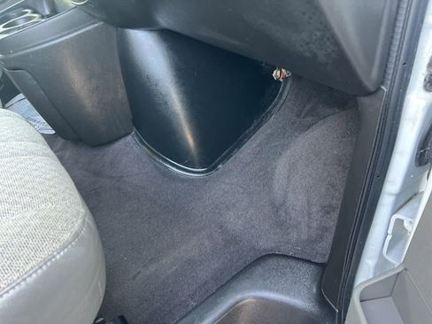 Used 2019 Chevrolet Express 3500 LT w/ LT Preferred Equipment Group RWD image 35