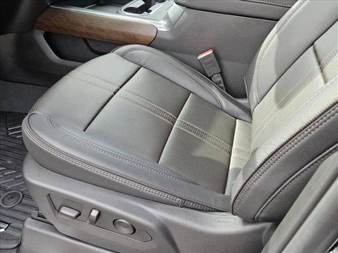 New 2025 Chevrolet Silverado 2500 High Country w/ Midnight Edition image 4