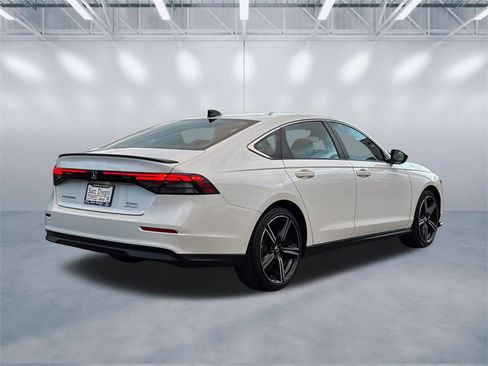 Used 2024 Honda Accord Sport image 8