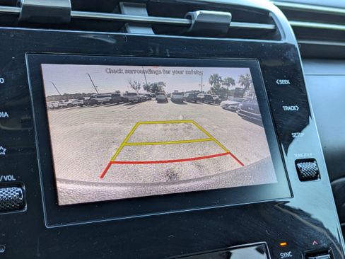 Certified 2022 Hyundai Santa Cruz SEL Premium image 22