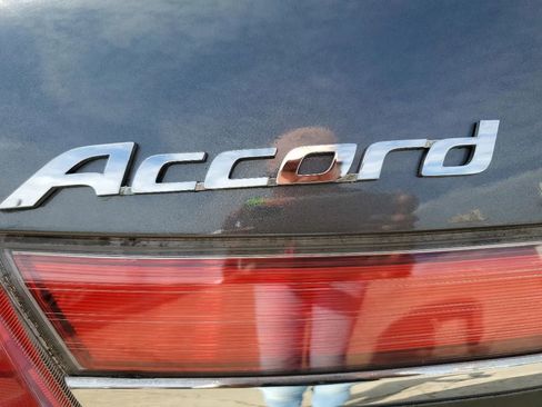 Used 2012 Honda Accord EX-L image 10