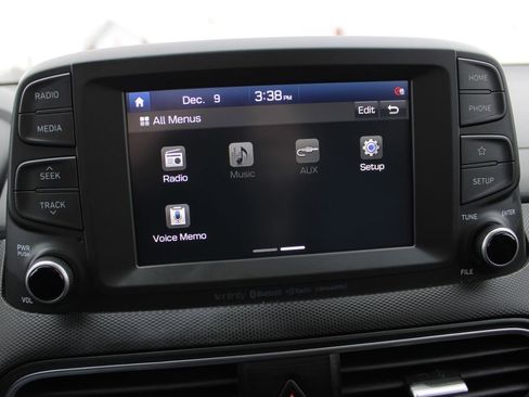 Used 2020 Hyundai Kona Limited image 15