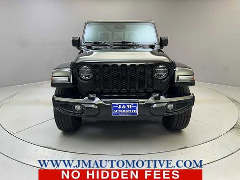 Used 2021 Jeep Gladiator Overland image 8