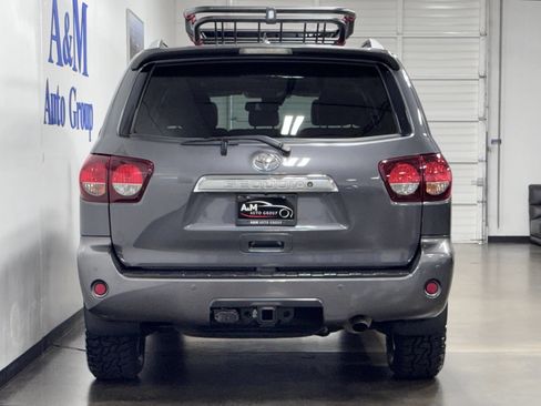 Used 2018 Toyota Sequoia Limited w/ Safety & Convenience Package AWD/4WD image 6