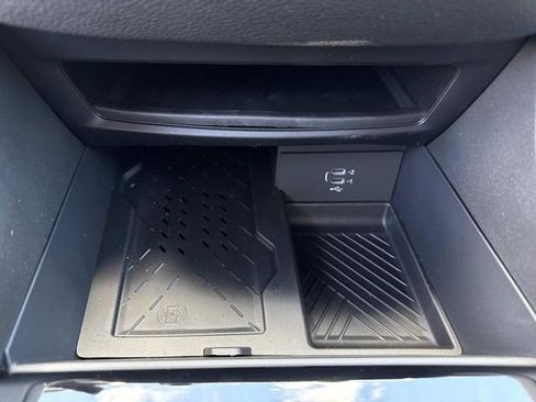 New 2027 Chrysler Pacifica Limited FWD image 39