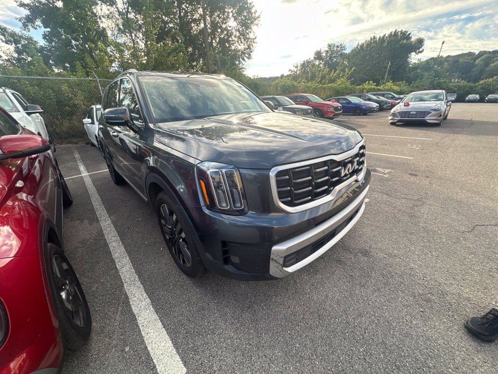 Used 2023 Kia Telluride SX FWD image 1