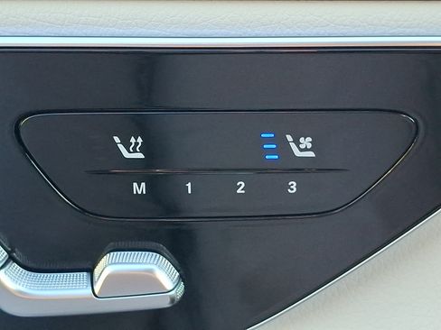 Certified 2025 Mercedes-Benz GLC 300 4MATIC image 24