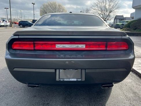 Used 2009 Dodge Challenger R/T image 6