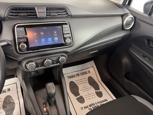 Certified 2025 Nissan Versa S w/ S Plus Package FWD image 4