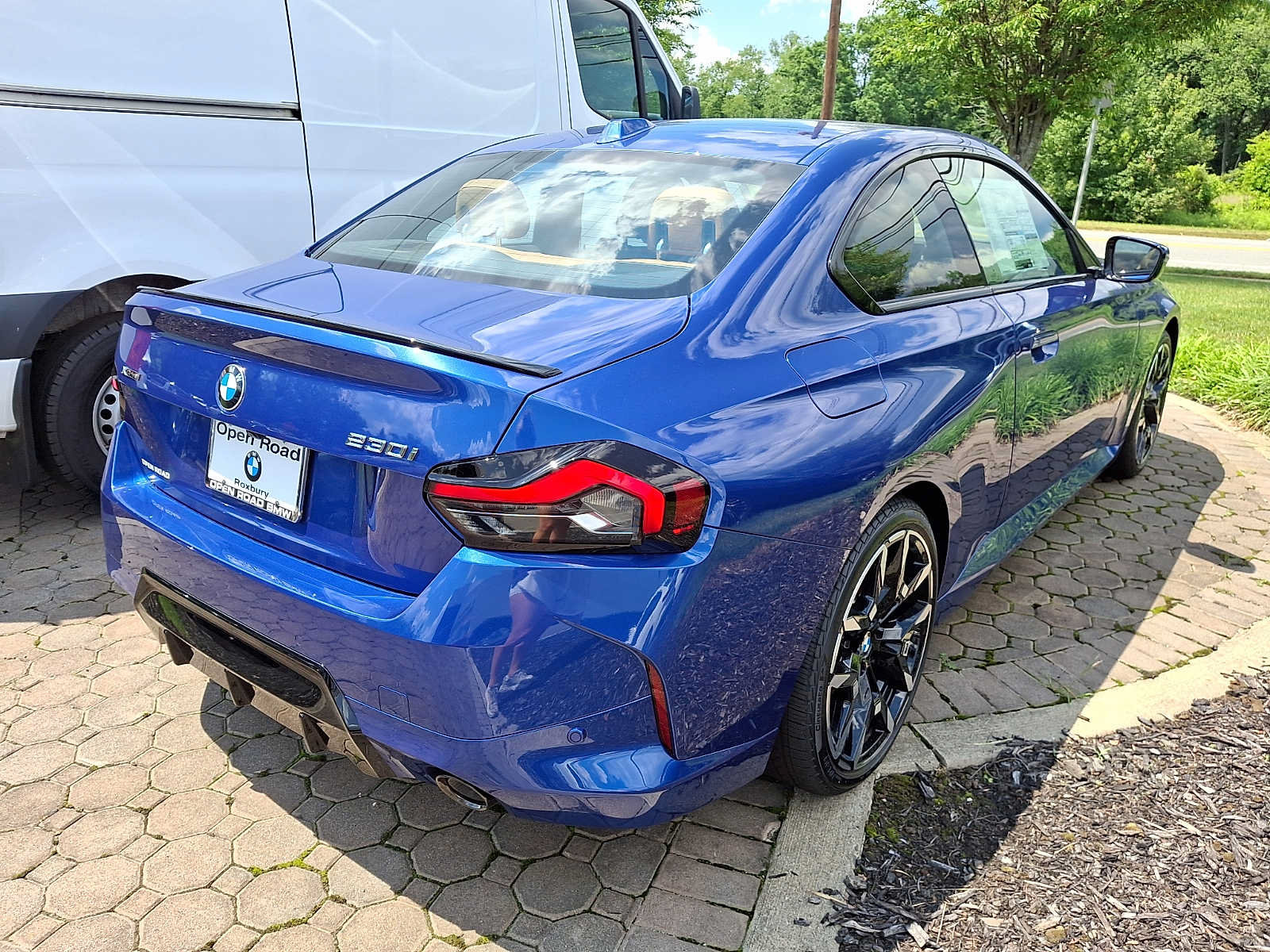 New 2026 BMW 230i xDrive Coupe w/ Premium Package AWD/4WD image 4