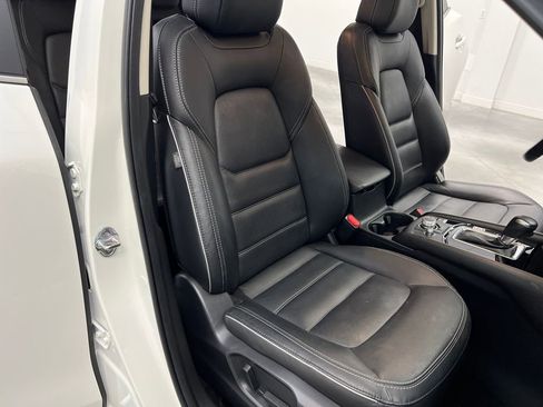 Used 2025 MAZDA CX-5 AWD 2.5 S w/ Preferred Package image 24