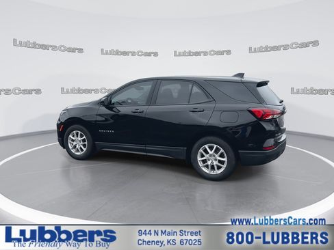 Used 2024 Chevrolet Equinox LS w/ LS Convenience Package FWD image 6