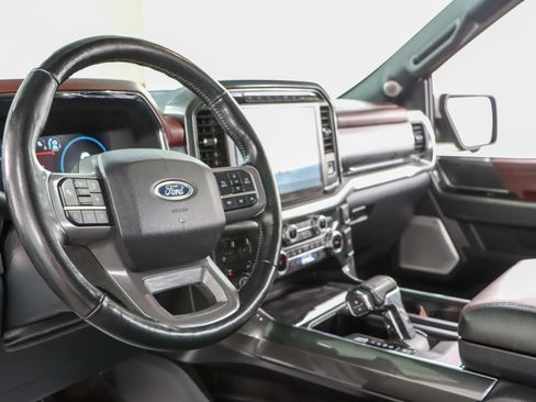 Used 2022 Ford F150 Lariat w/ Equipment Group 502A High AWD/4WD image 25