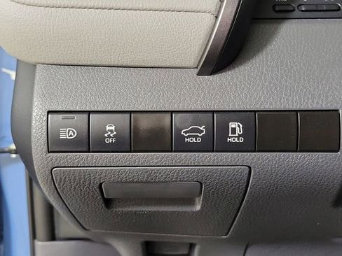 Used 2024 Toyota Camry SE FWD image 23