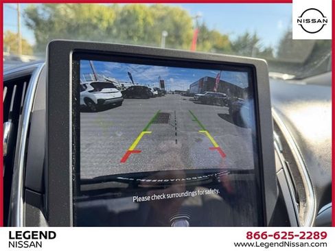 Used 2024 Ford Edge Titanium image 23