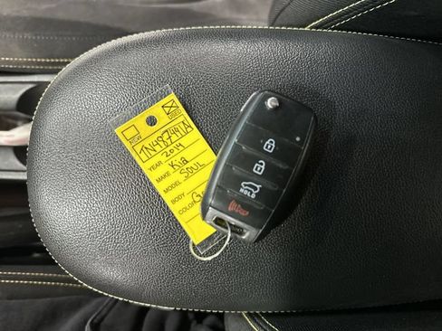 Used 2014 Kia Soul + w/ UVO w/Eservices Package FWD image 33