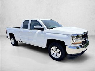 Used 2018 Chevrolet Silverado 1500 LT AWD/4WD video 3