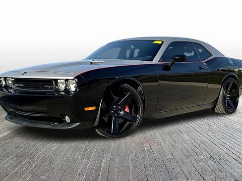 Used 2010 Dodge Challenger SRT8 w/ SRT Option Group II image 3